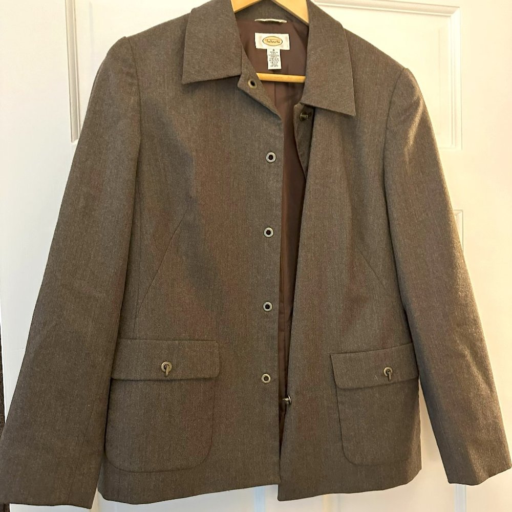 Talbots unique brass clasp front brown wool jacket Size 8